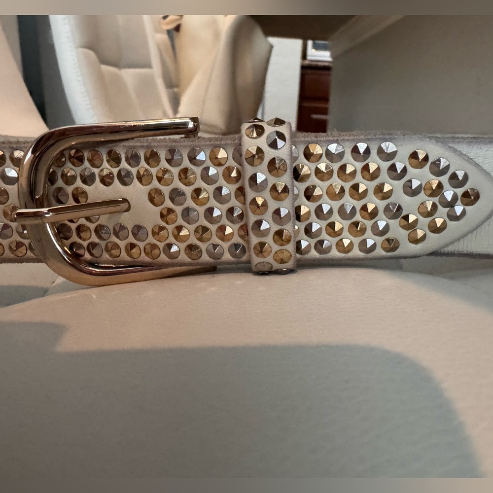 Amsterdam Heritage Studded White Leather Belt with Silver Hardware - Picture 4 of 11